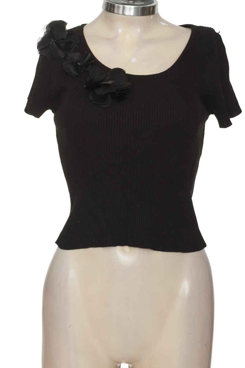 Top / Camiseta color Negro - LMOK