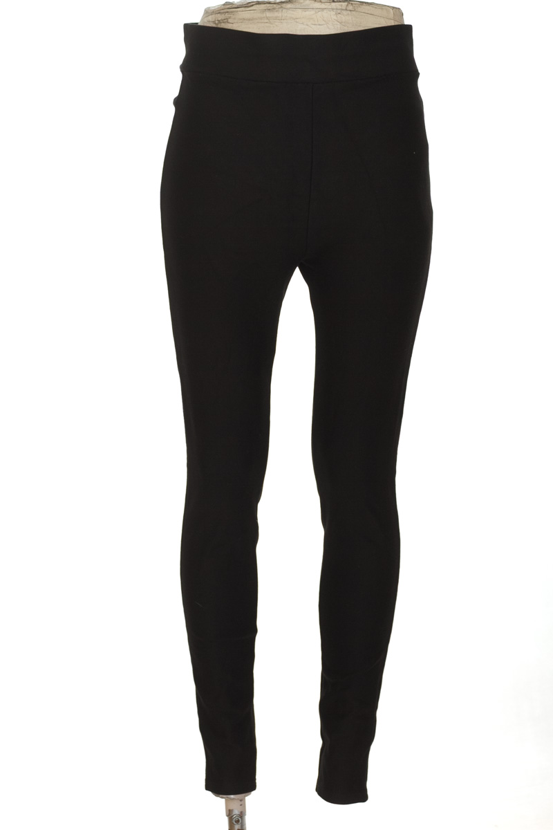 Pantalones color Negro - ELA