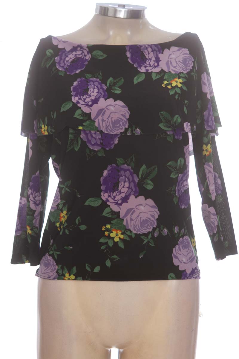 Blusa color Negro - Closeando