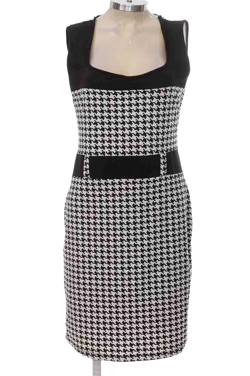 Vestido / Enterizo color Negro - Azzorti