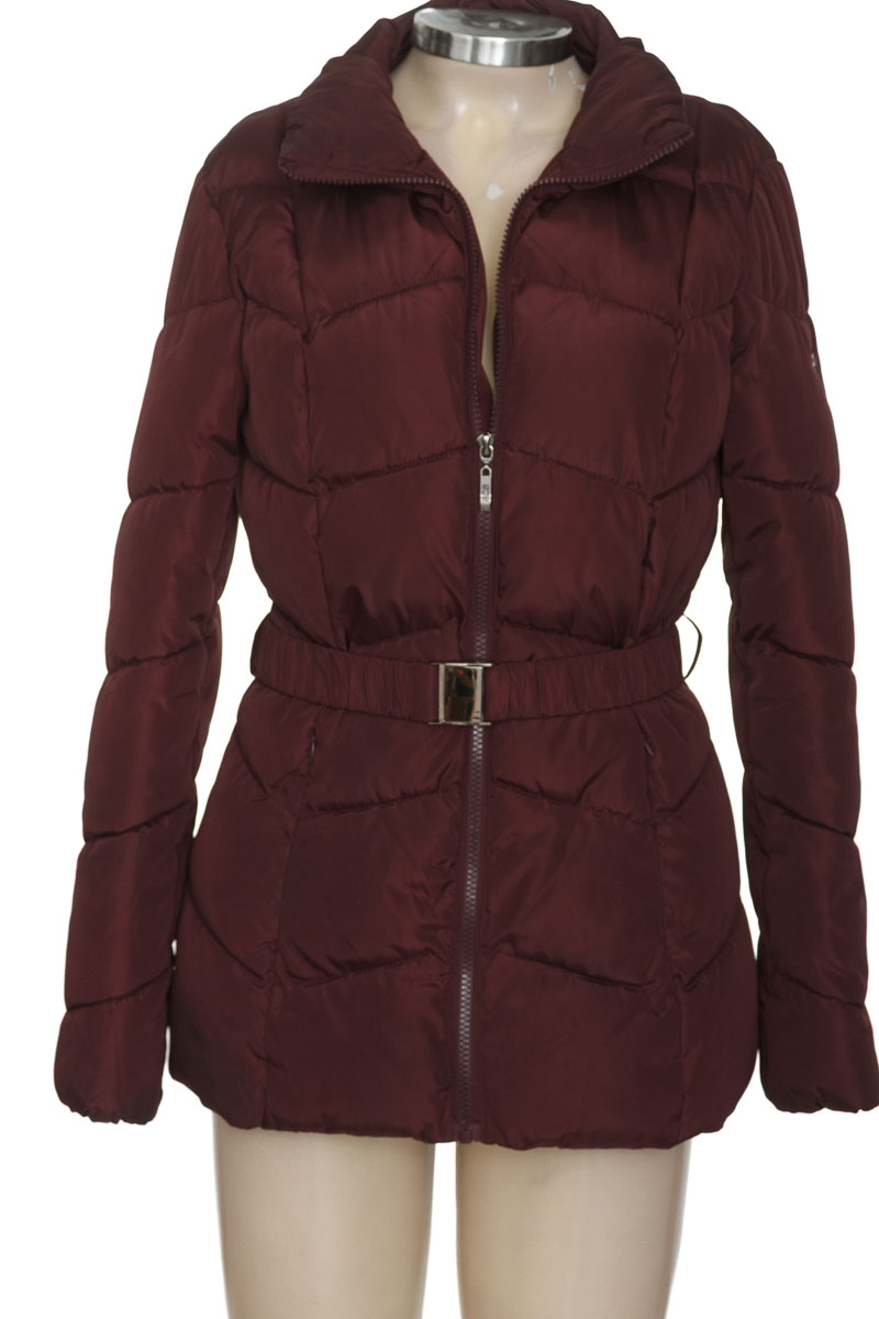 Chaqueta / Abrigo color Vinotinto - FDS