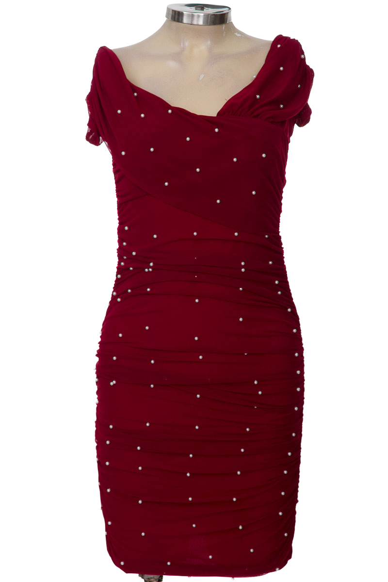 Vestido / Enterizo color Vinotinto - Closeando