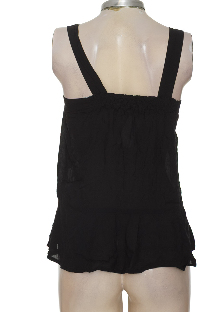 Top / Camiseta color Negro - Tennis