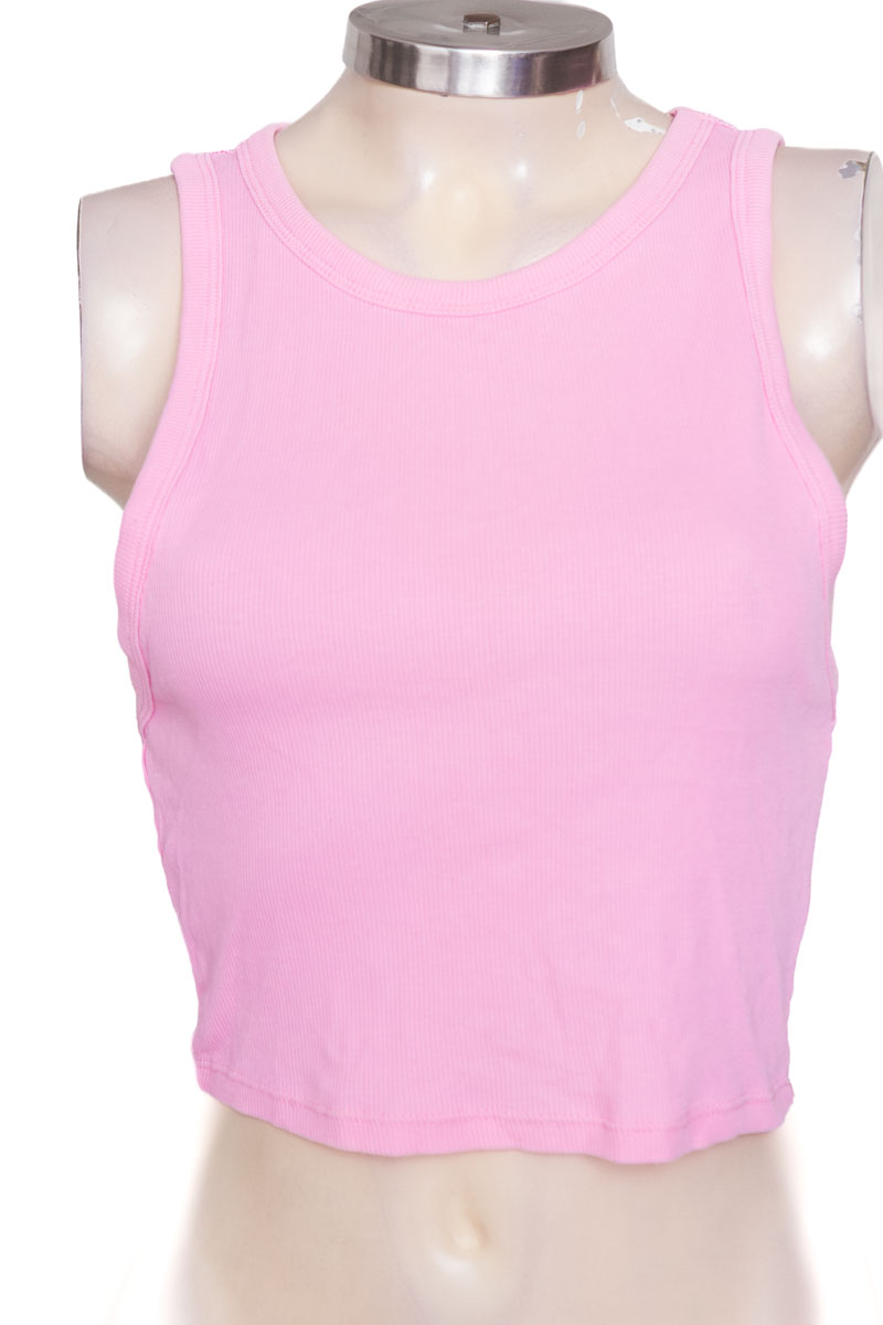 Top / Camiseta color Rosado - Zara