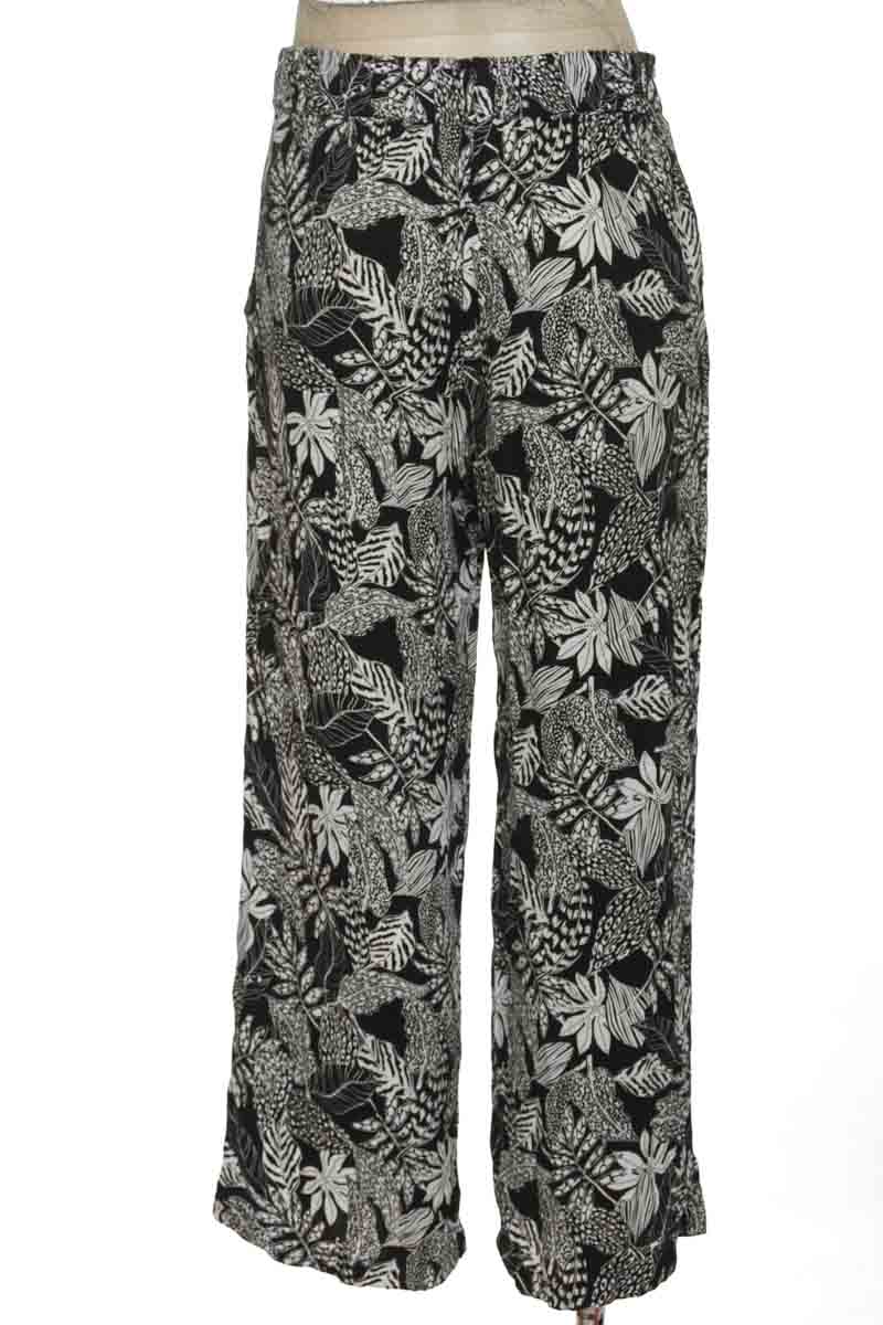 Pantalones color Negro - Shalom