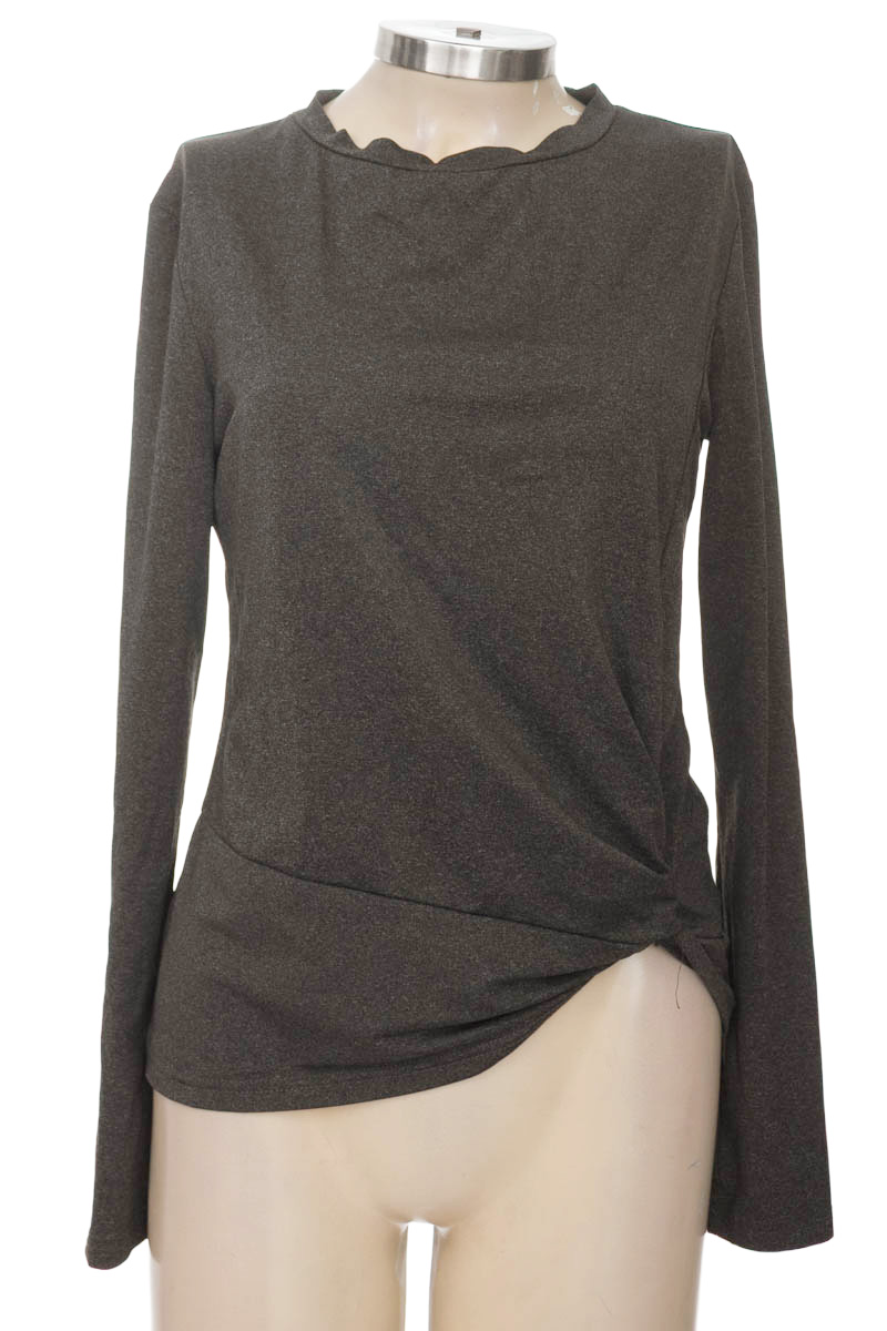 Top / Camiseta color Gris - Shein