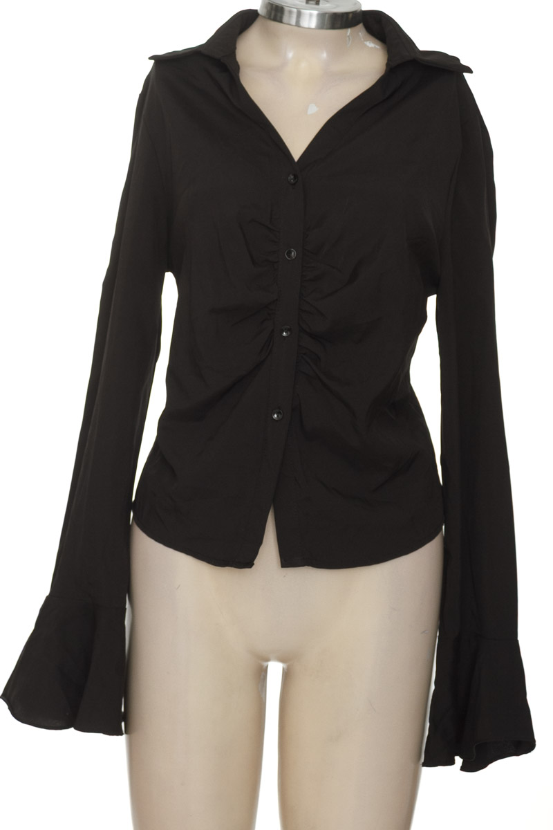 Blusa color Negro - Closeando
