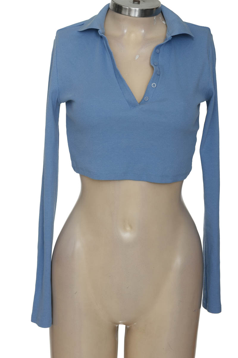 Top / Camiseta color Azul - Zara