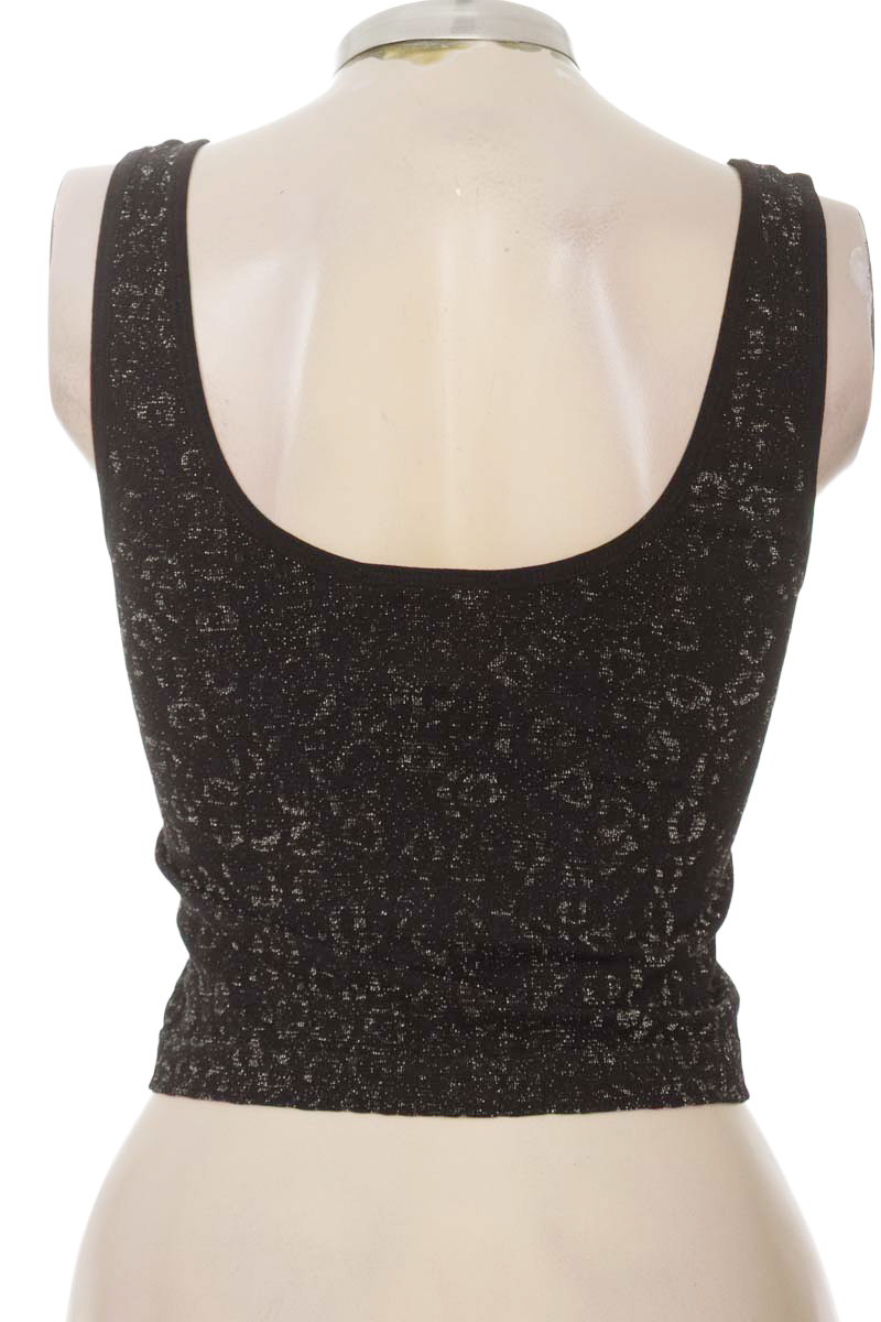 Top / Camiseta color Negro - Lizette Collection