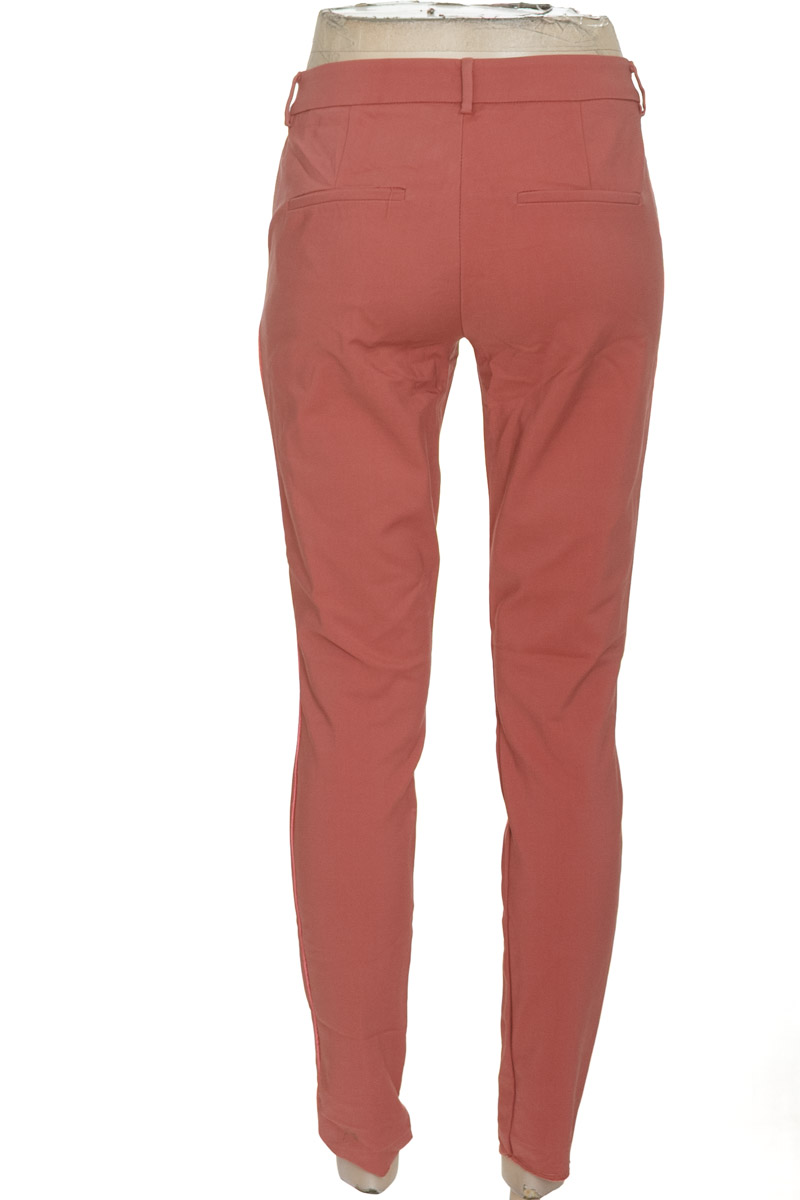 Pantalones color Rosado - NAF NAF