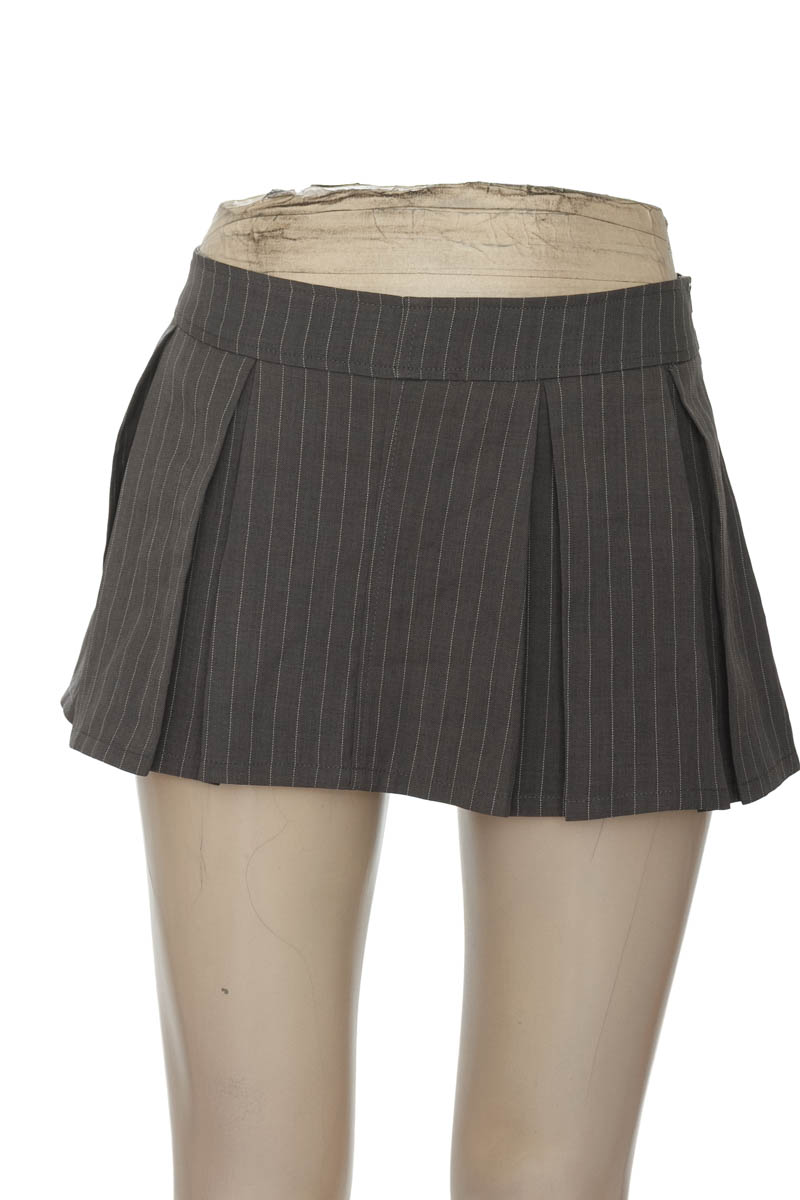 Falda color Gris - Beverly and Beck