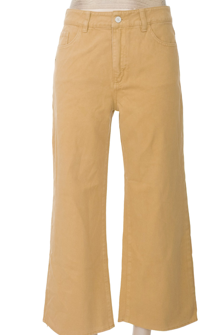 Pantalones color Beige - Arkitect x Daniela Salcedo
