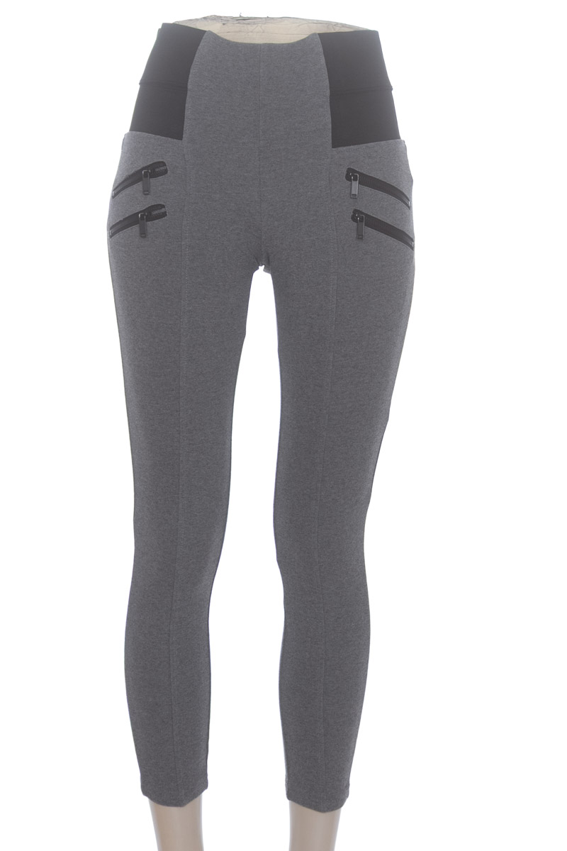 Pantalones color Gris - Guess