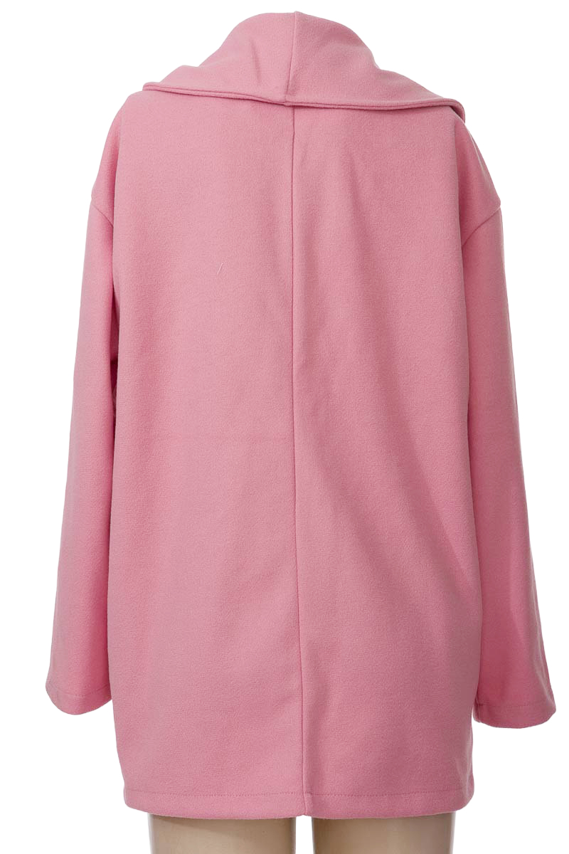 Chaqueta / Abrigo color Rosado - Closeando