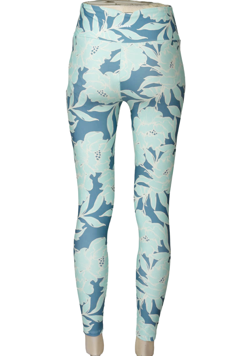 Ropa Deportiva / Salida de Baño color Azul - Closeando