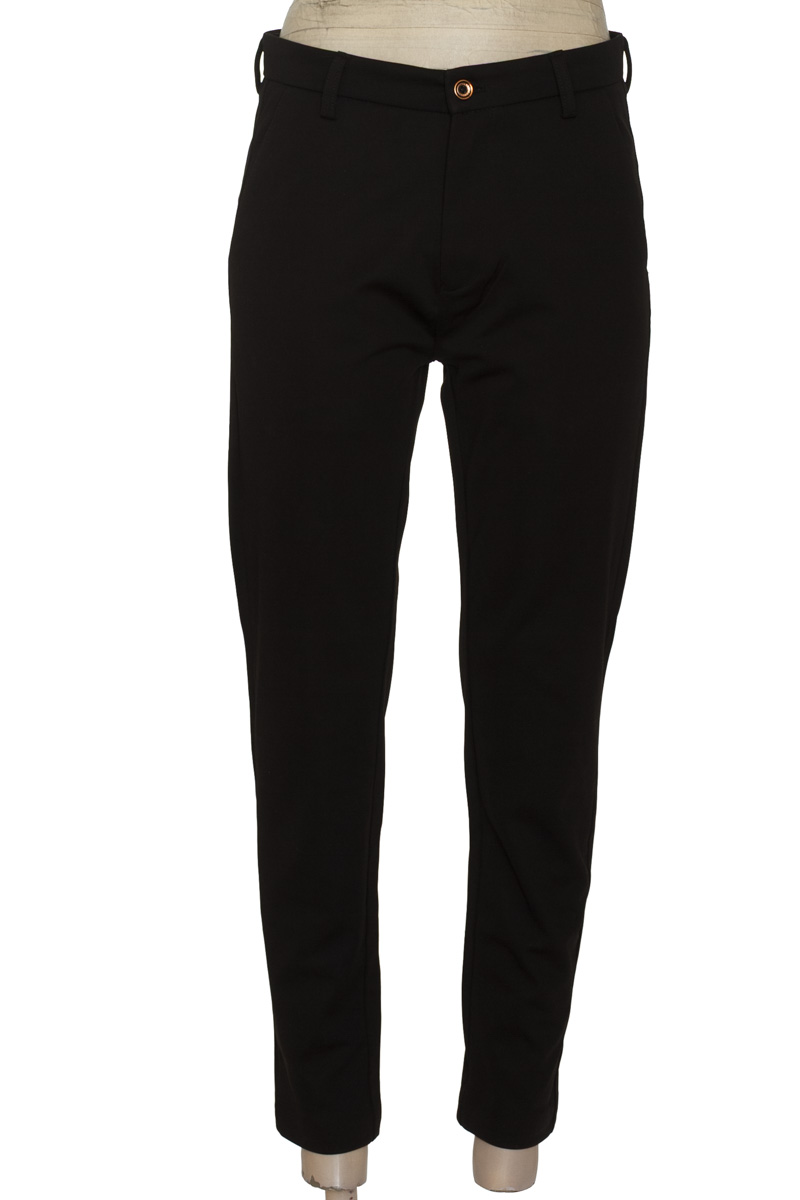Pantalón color Negro - Closeando