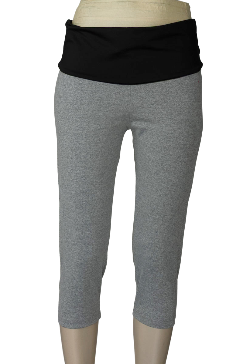 Ropa Deportiva / Salida de Baño color Gris - Gef