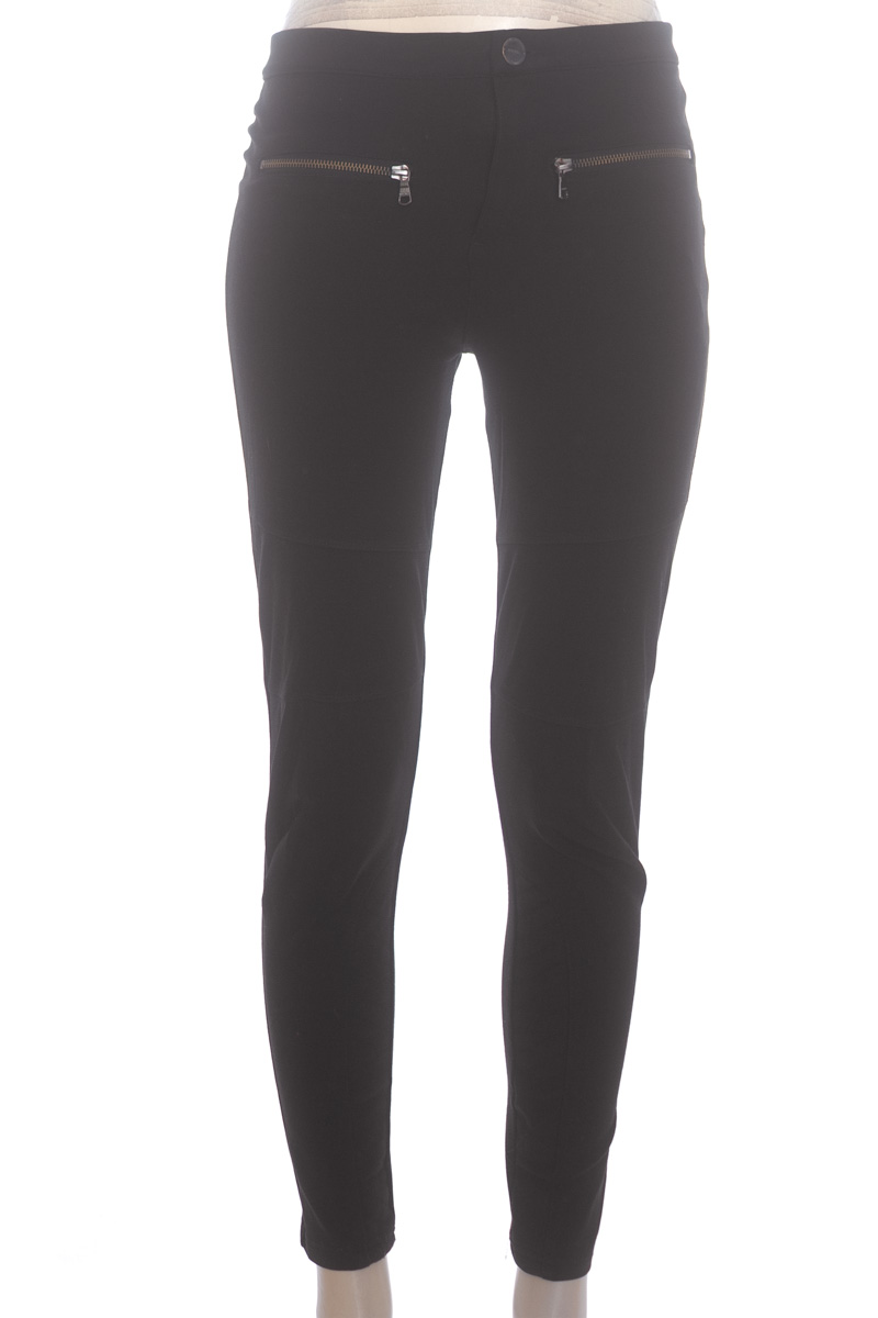 Pantalones color Negro - Bershka