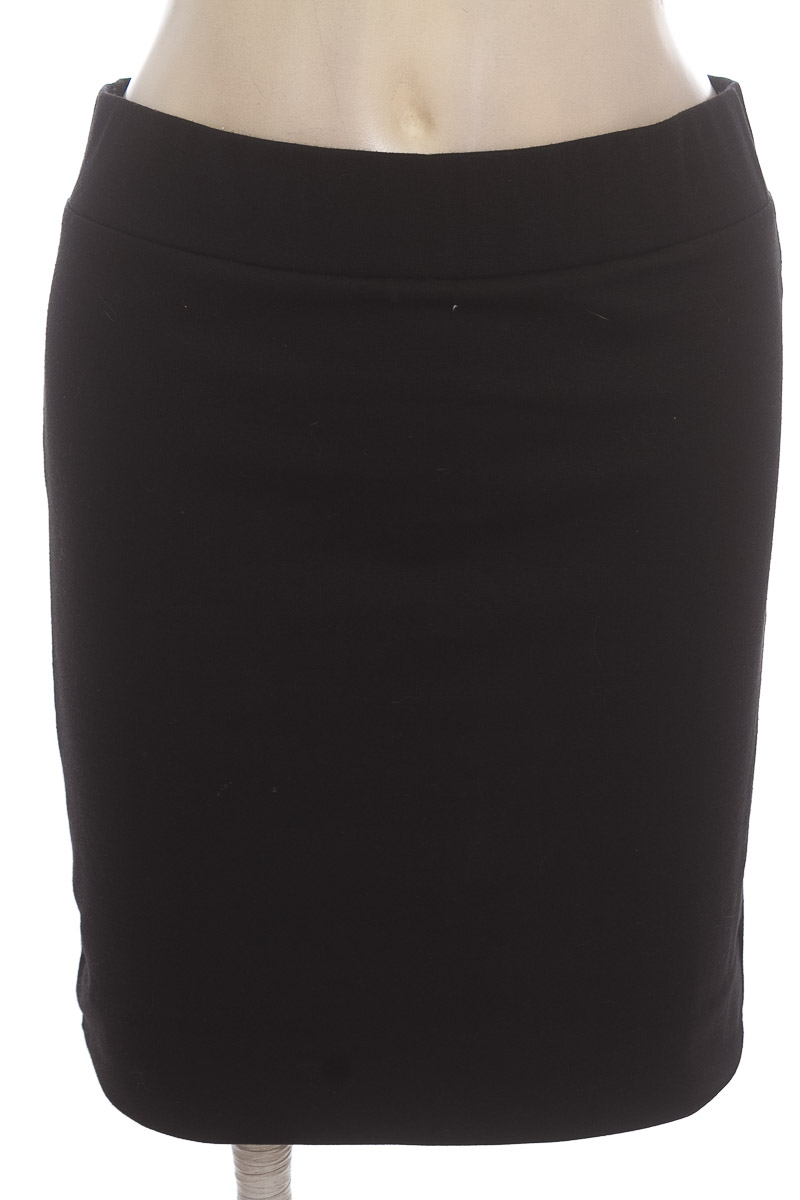 Falda color Negro - PATPRIMO
