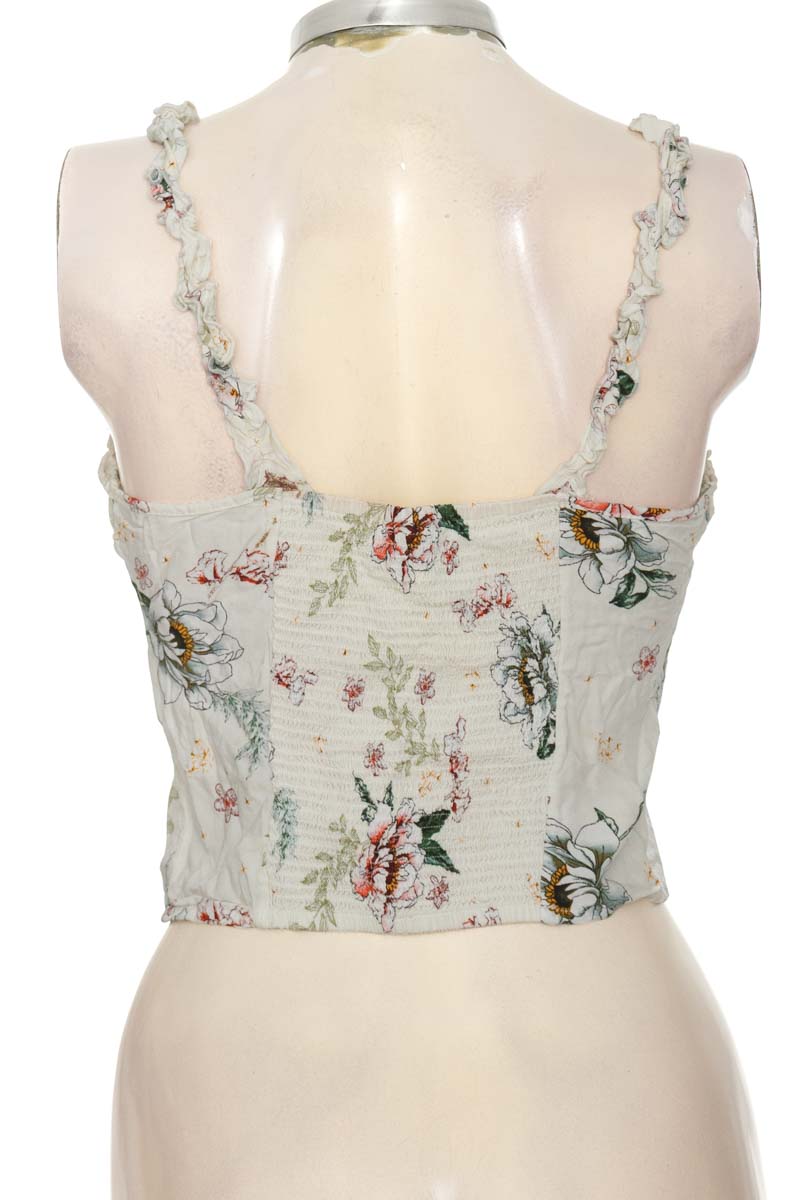 Top / Camiseta color Blanco - Mossimo