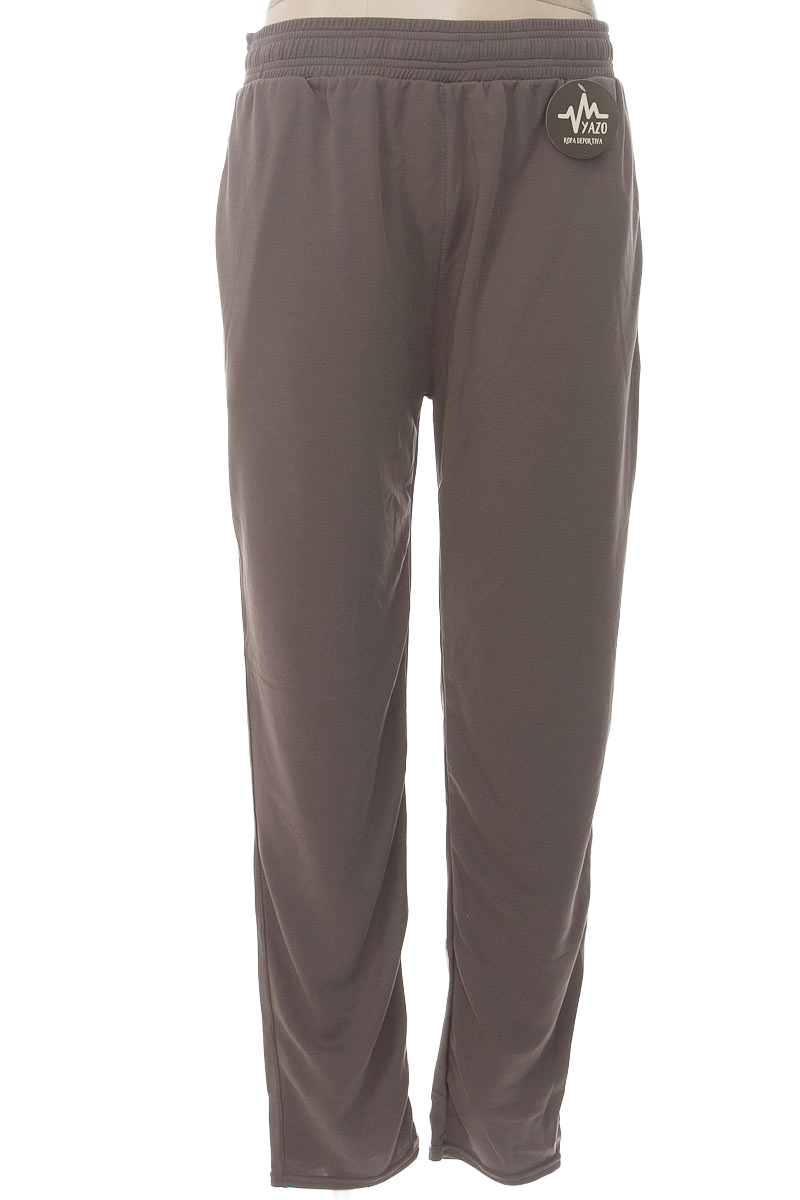 Ropa Deportiva color Gris - Yazo