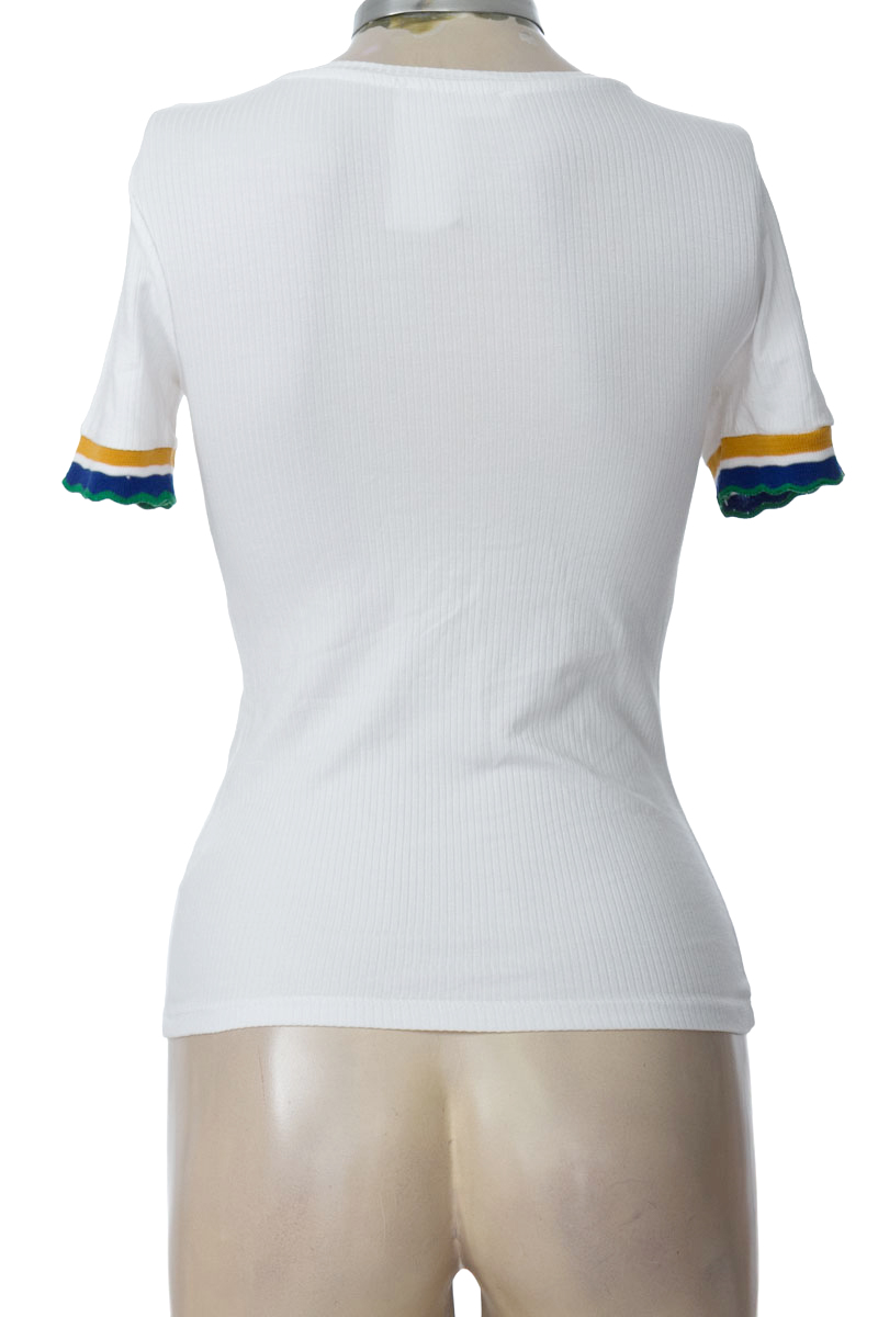 Top / Camiseta color Blanco - Stradivarius