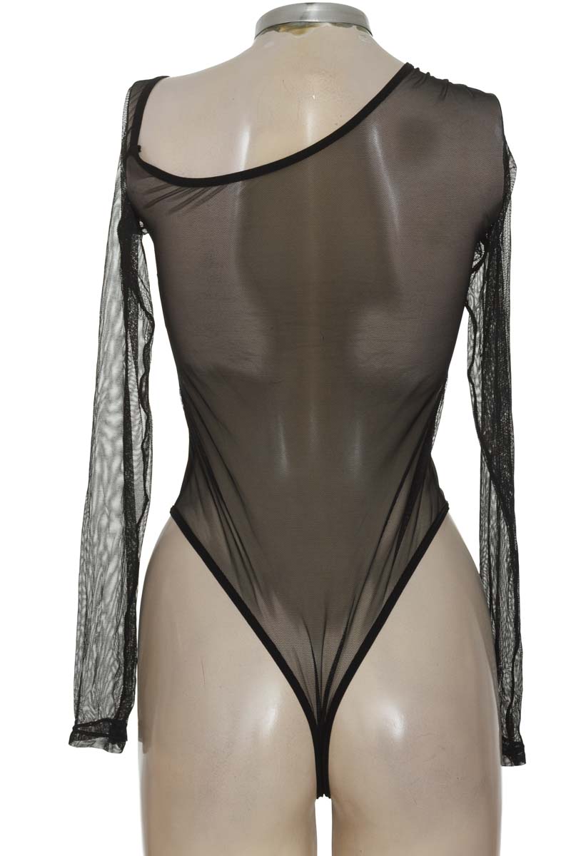 Top / Camiseta color Negro - Pauly