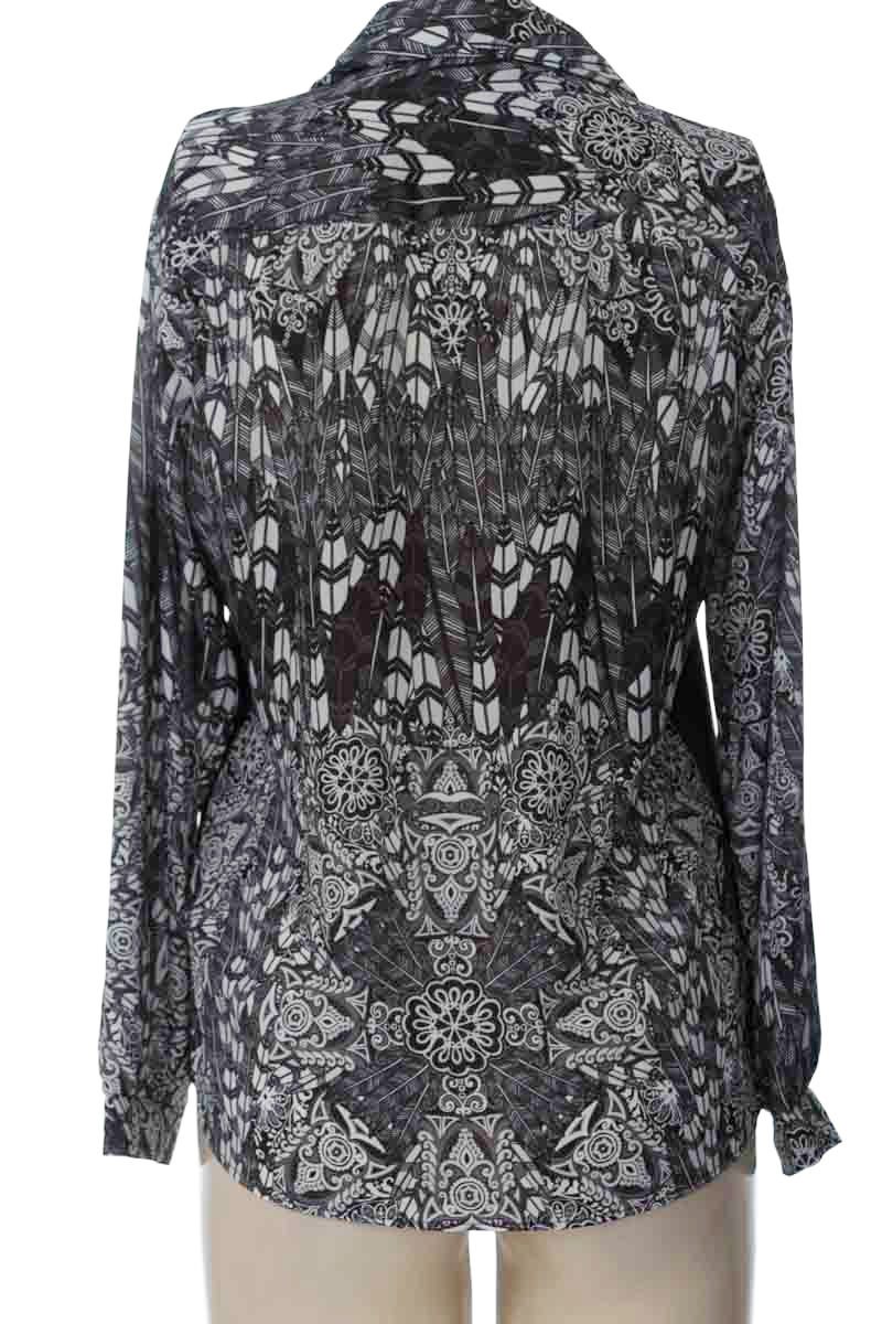 Blusa color Negro - Arkitect by Custo