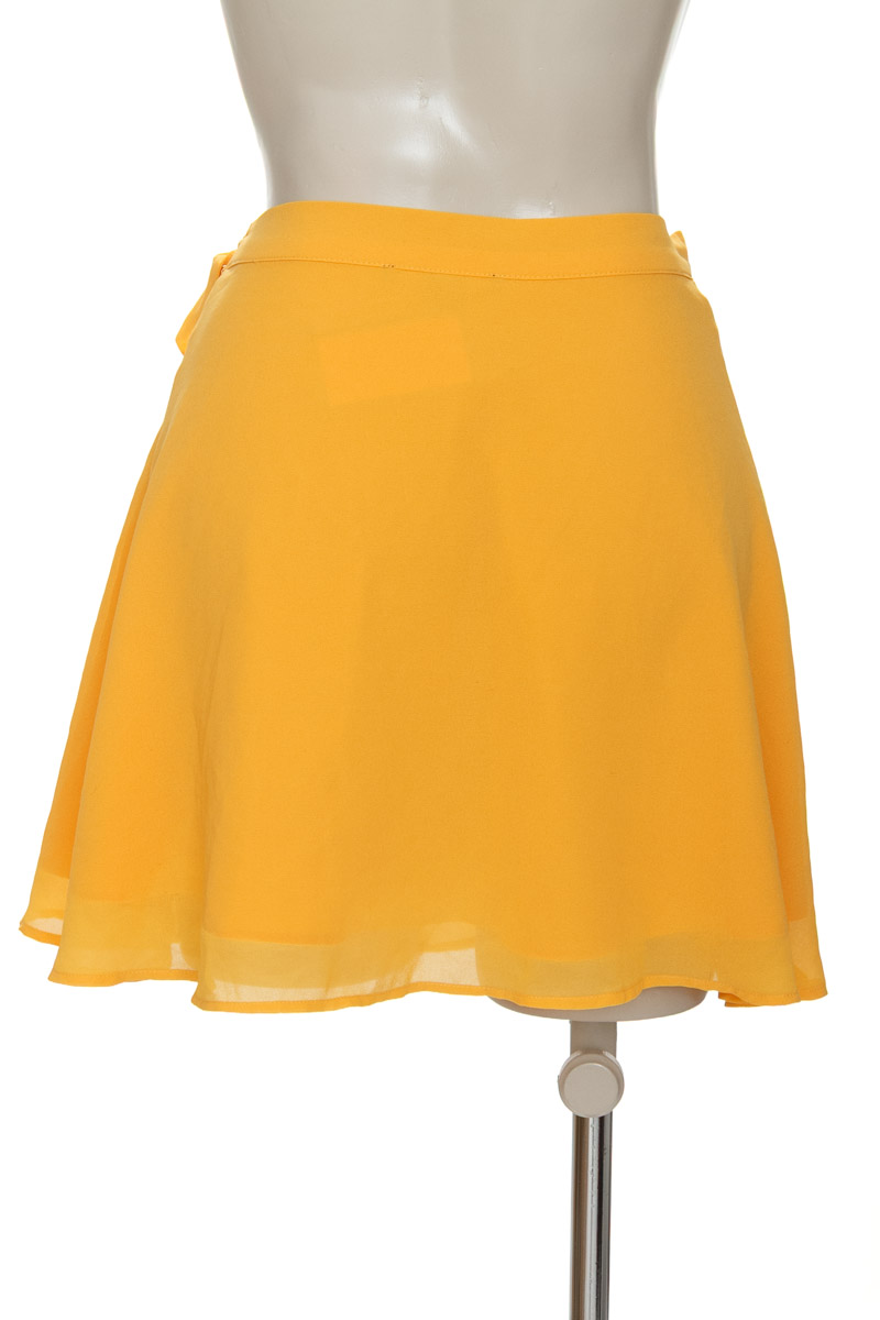 Falda color Mostaza - Forever 21