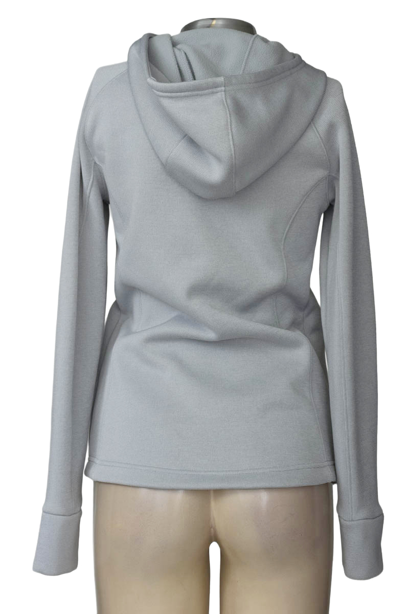 Ropa Deportiva / Salida de Baño color Gris - Under Armour