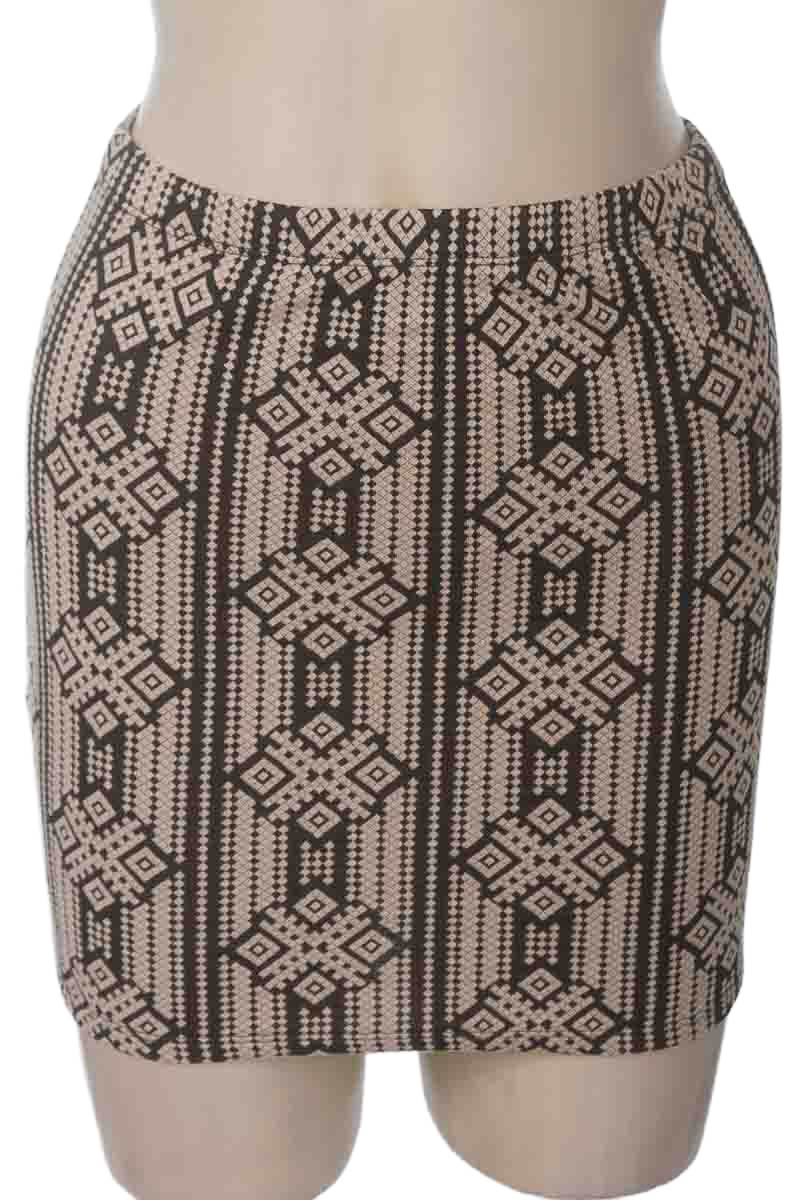 Falda color Beige - Forever 21