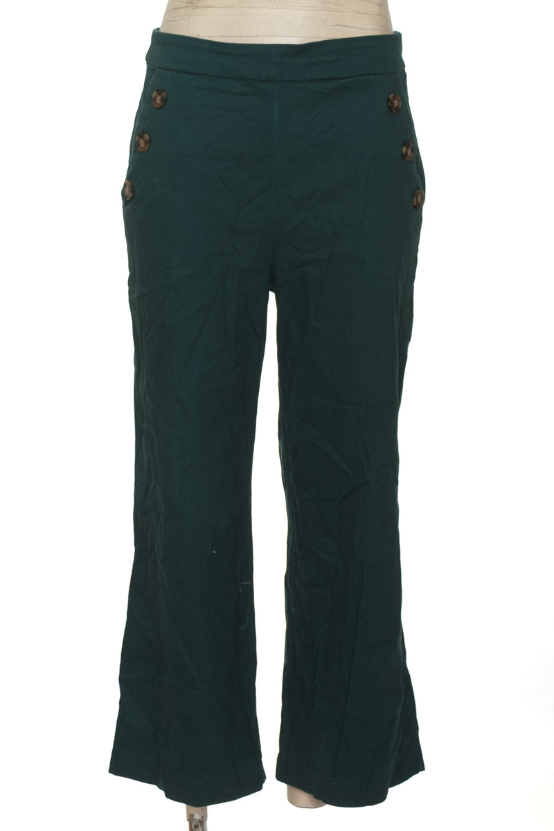 Pantalones color Verde - University Club