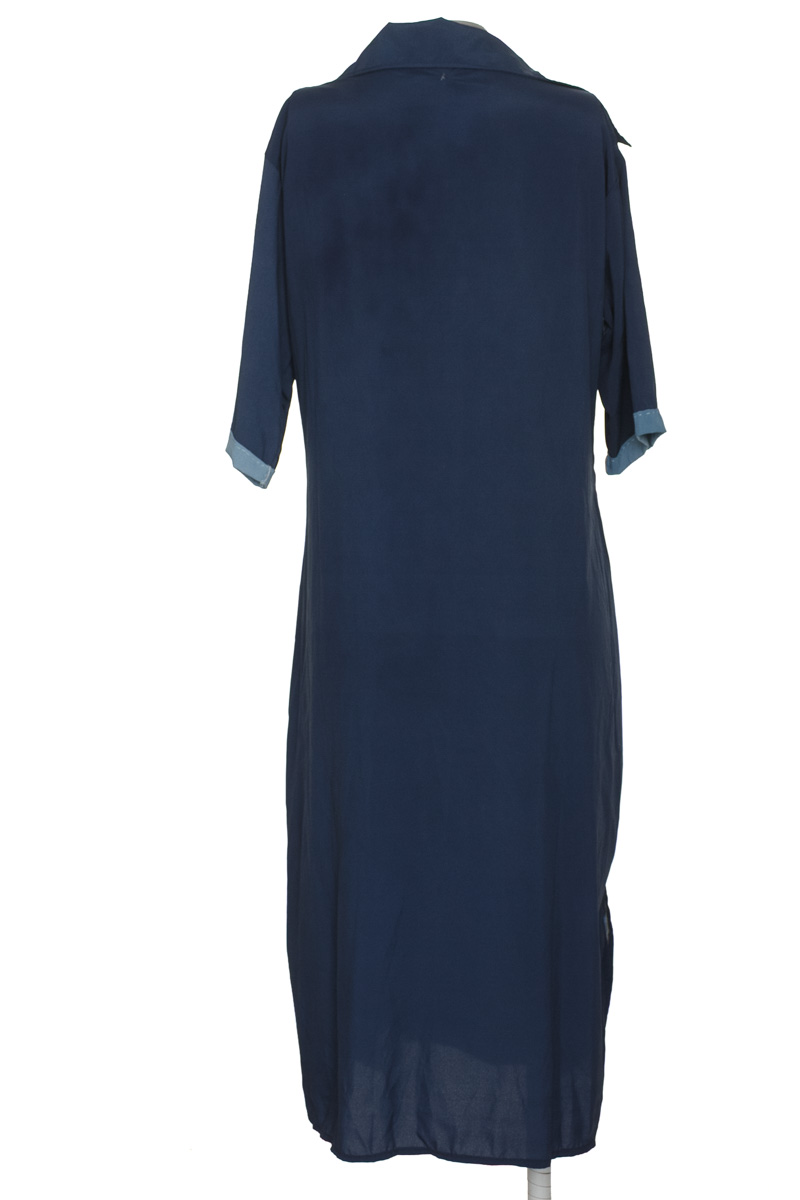 Vestido / Enterizo color Azul - Closeando
