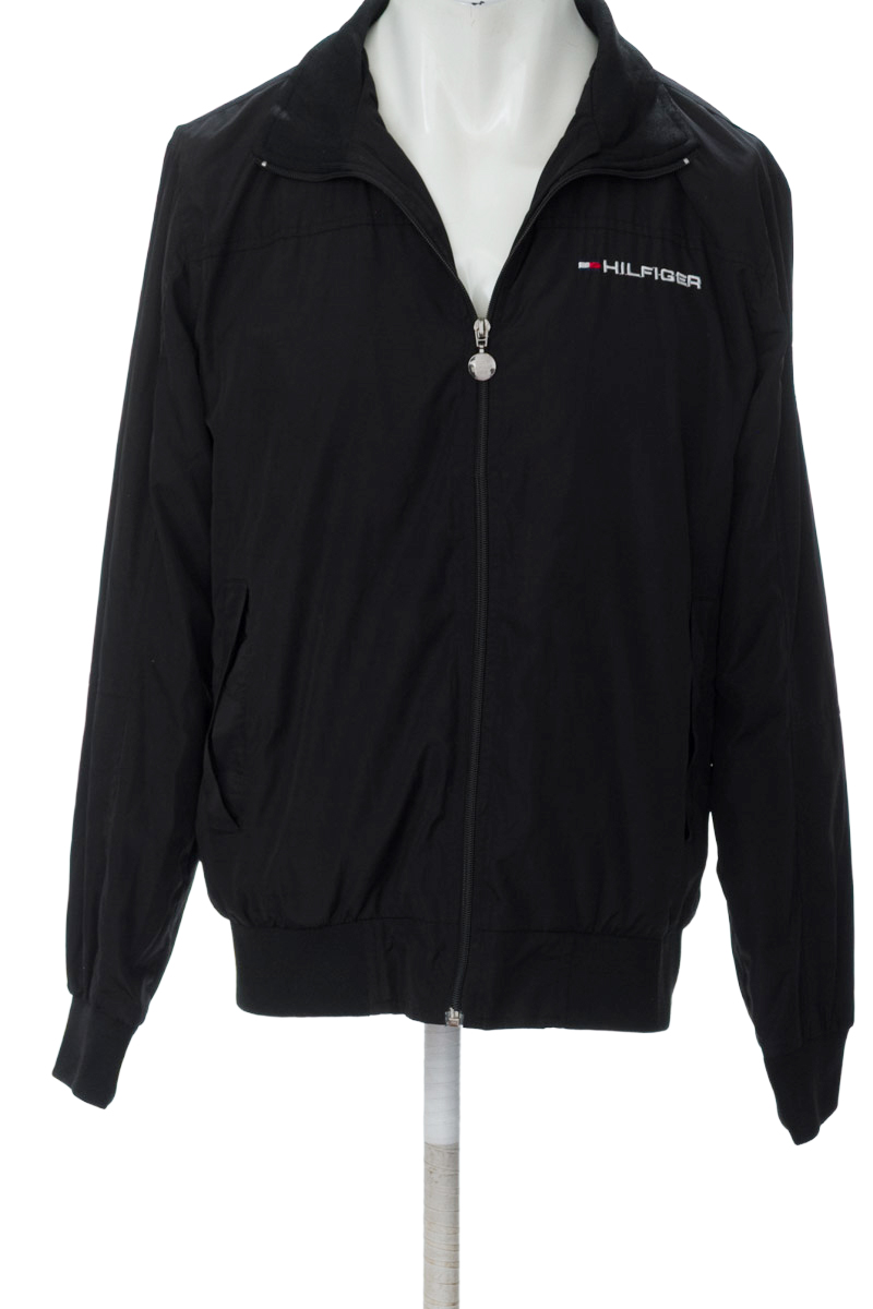 Chaqueta color Negro - Closeando