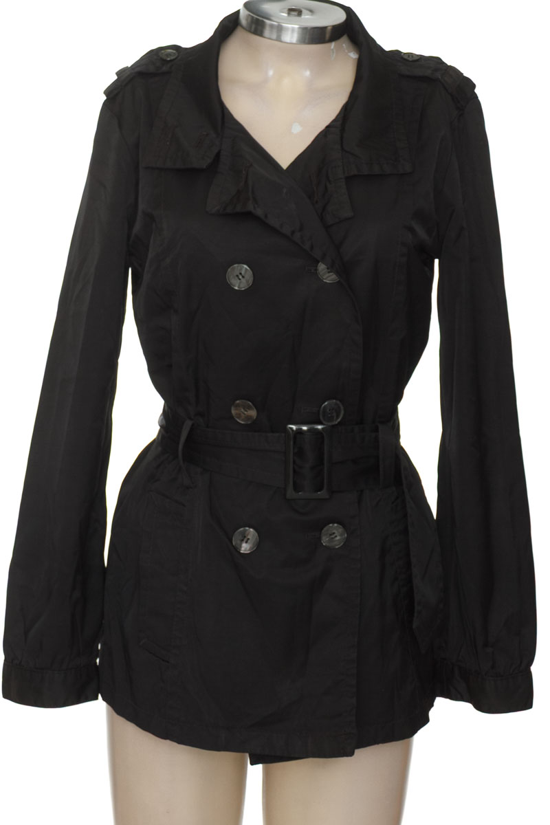 Chaqueta / Abrigo color Negro - MNG
