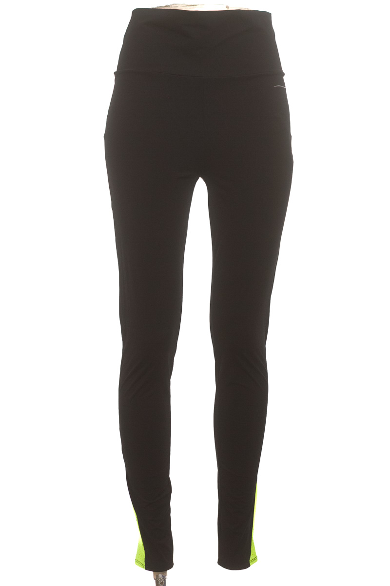 Ropa Deportiva / Salida de Baño color Negro - Touche