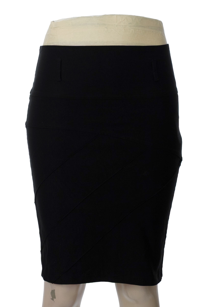 Falda color Negro - Great Land