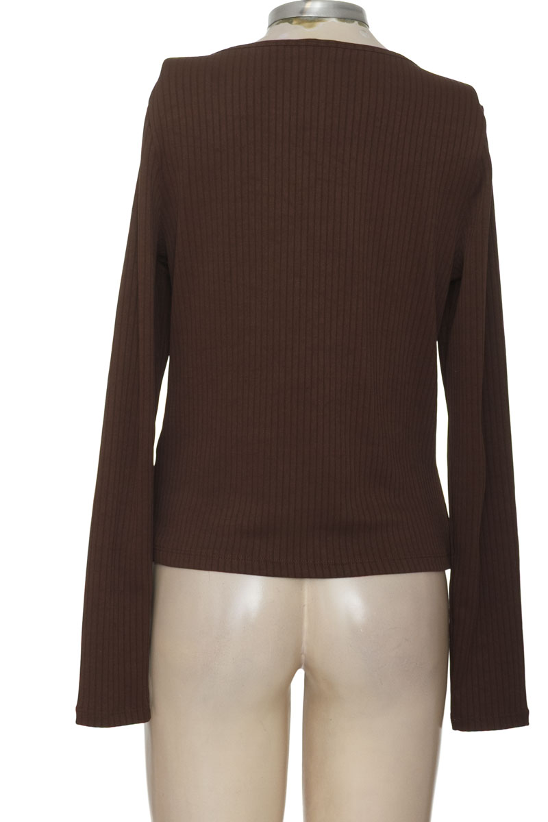 Top / Camiseta color Café - Divided by H&M