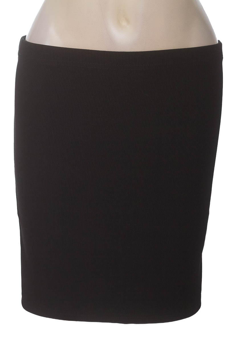 Falda color Negro - Exclusive