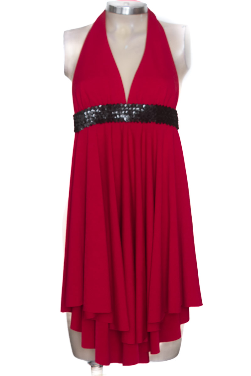 Vestido / Enterizo color Rojo - Closeando