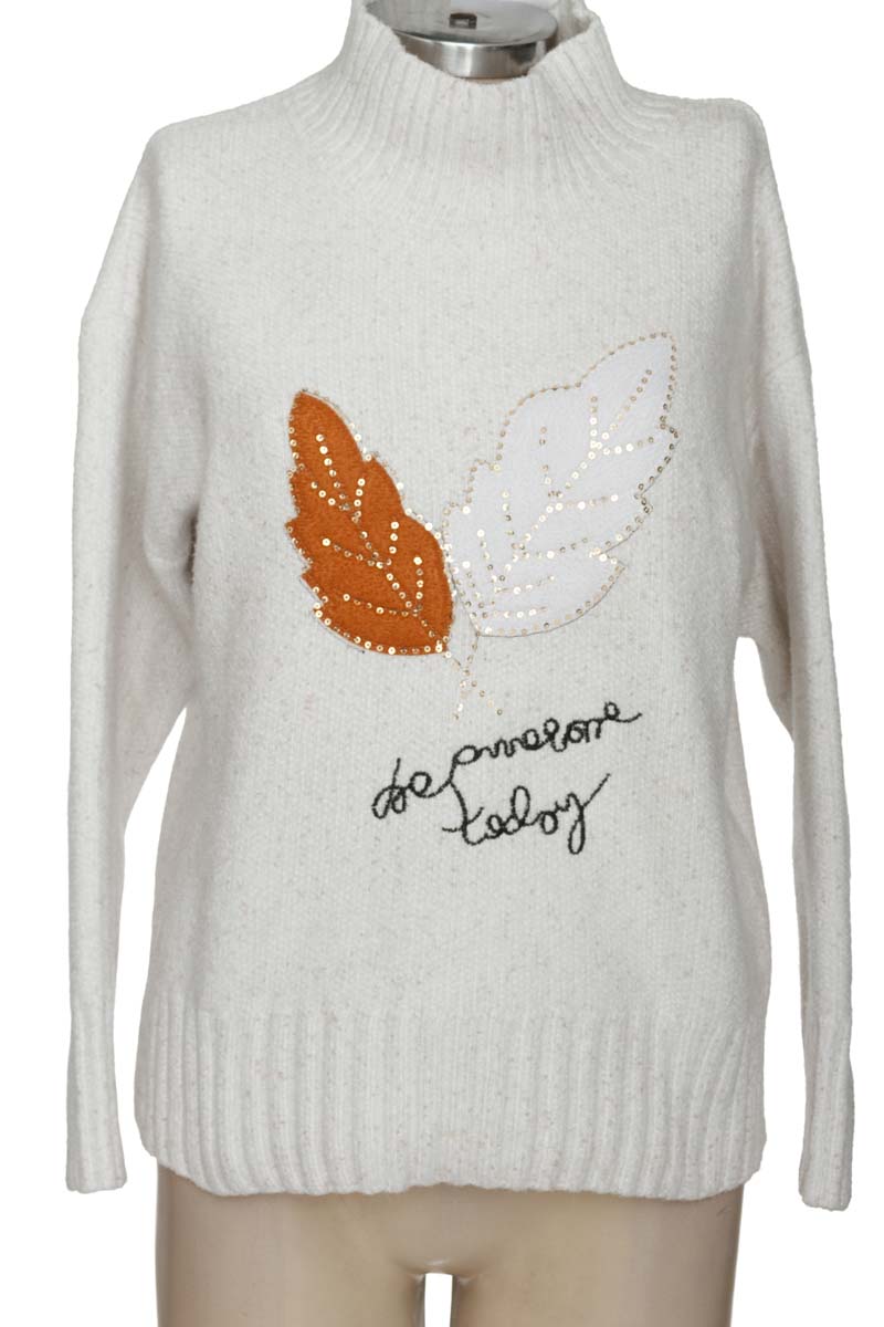 Sweater color Blanco - Closeando