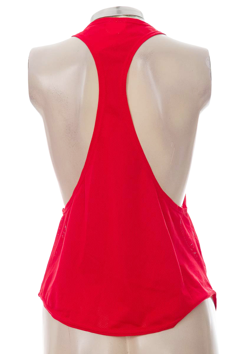 Top / Camiseta color Rojo - Yazo