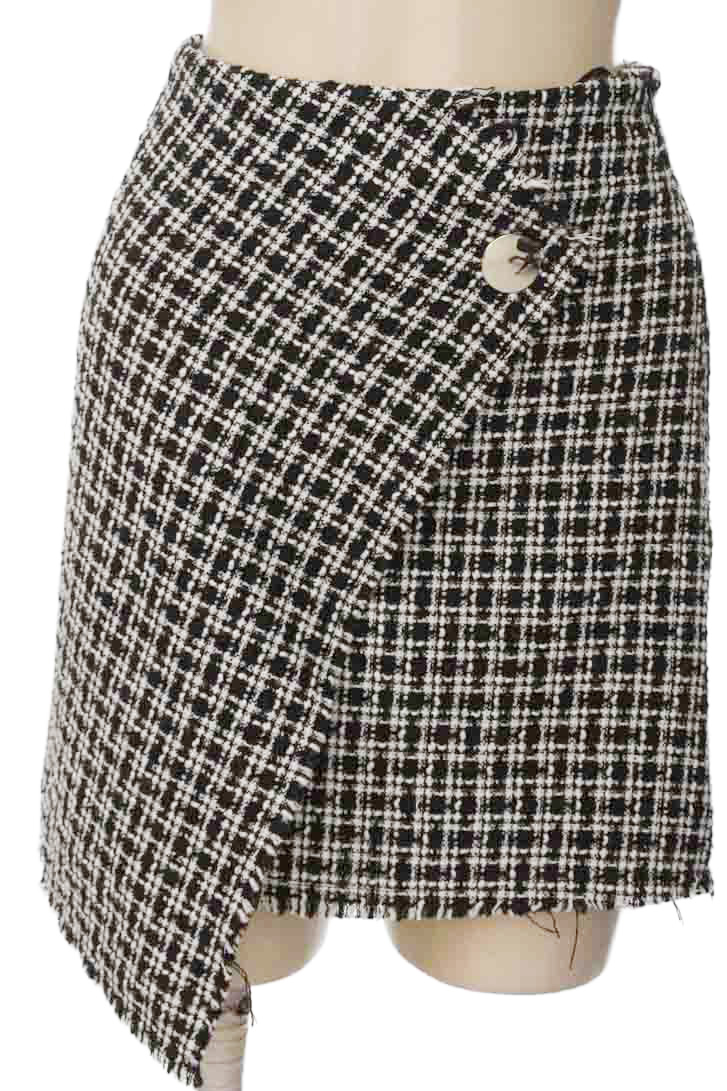 Falda color Negro - Studio F