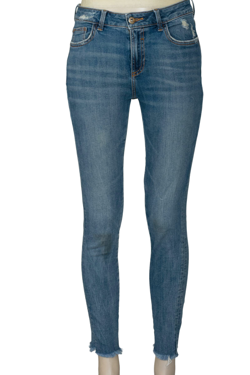 Pantalones color Azul - Zara