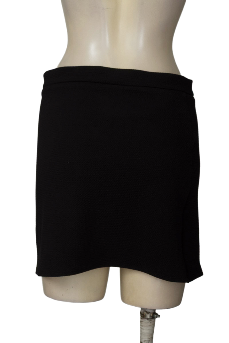 Falda color Negro - ELA