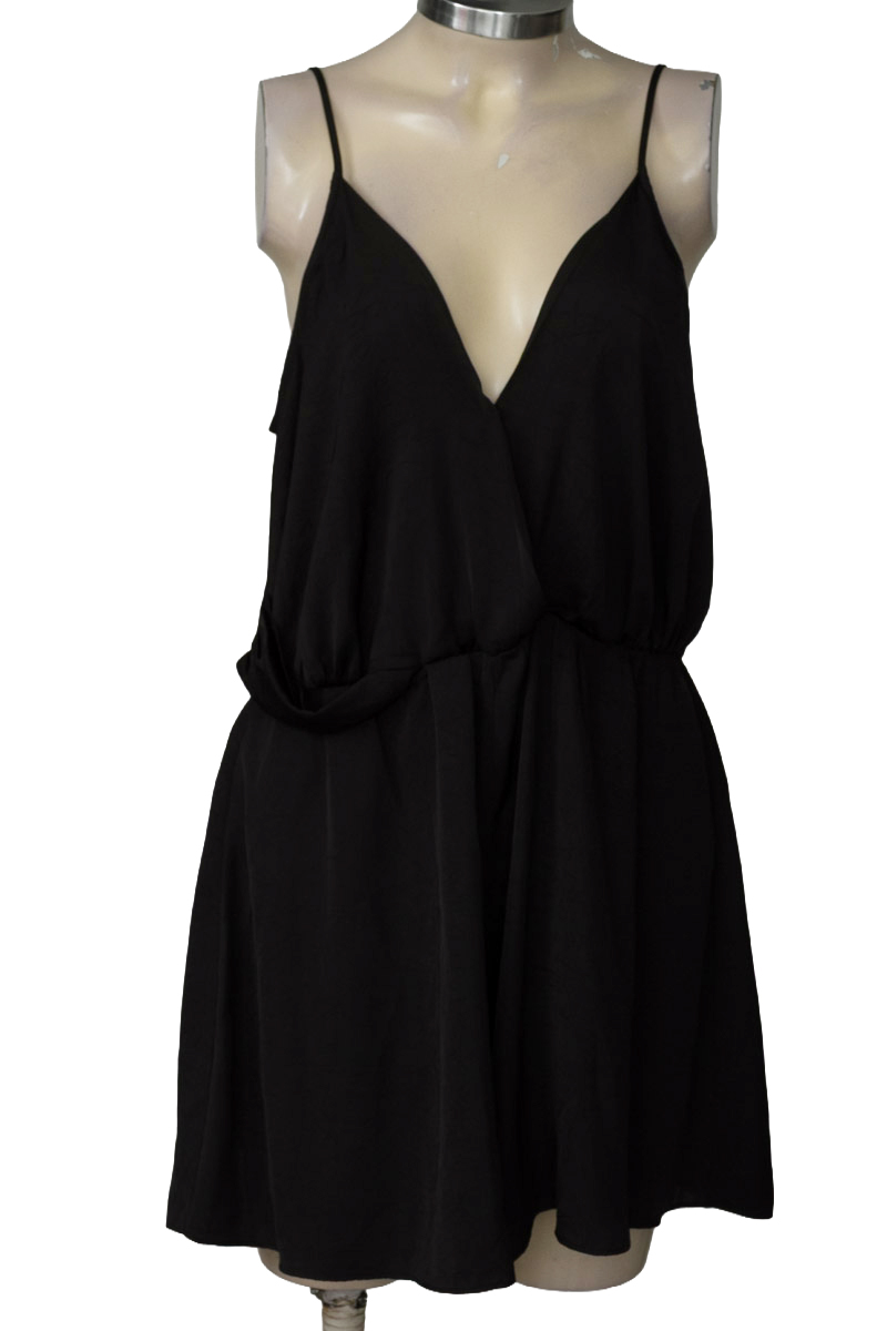 Vestido / Enterizo color Negro - Stradivarius