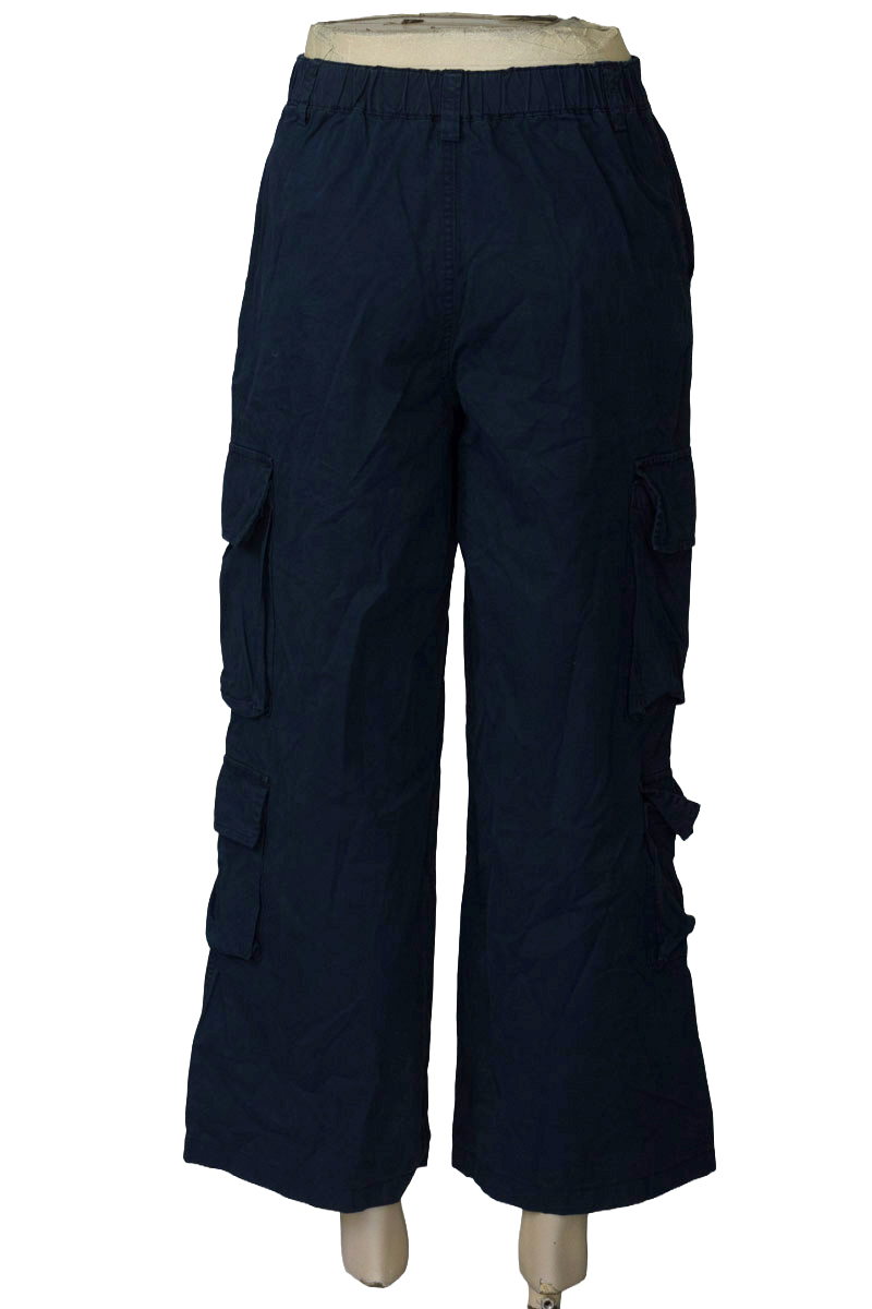 Pantalones color Azul - Stradivarius