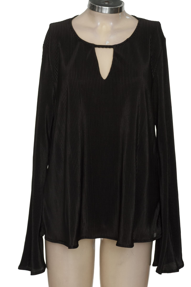Blusa color Negro - APOLOGY