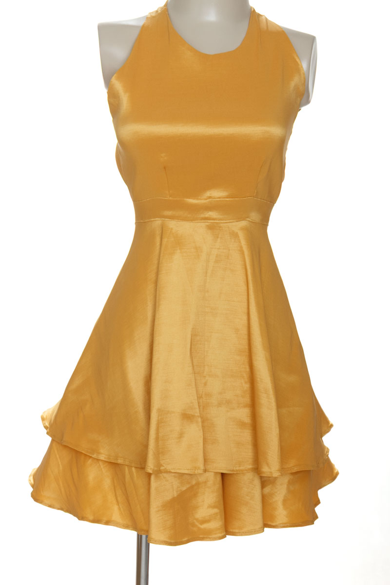 Vestido / Enterizo color Mostaza - Closeando