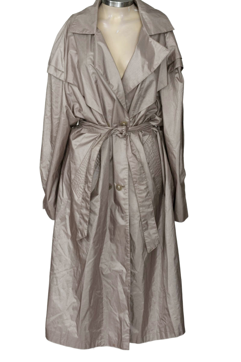 Chaqueta / Abrigo color Beige - Closeando